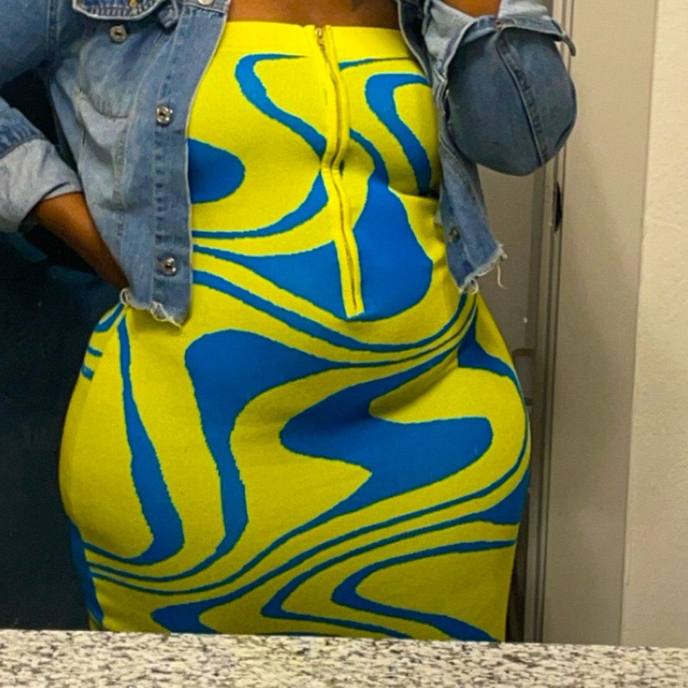 Retro strapless dress